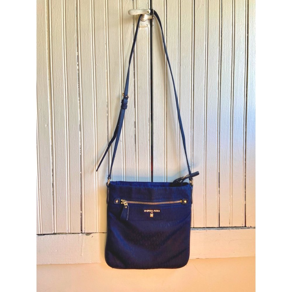 Michael Kors Nylon Kelsey Navy Large Crossbody